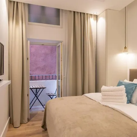 アパート Cours Saleya Renovated 3 Bedrooms 1 Min To Air Conditioning ニース