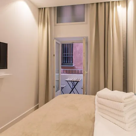 アパート Cours Saleya Renovated 3 Bedrooms 1 Min To Air Conditioning *