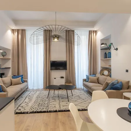アパート Cours Saleya Renovated 3 Bedrooms 1 Min To Air Conditioning ニース